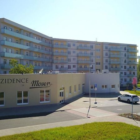 קרלובי וארי Moser Apartment Carlsbad מראה חיצוני תמונה